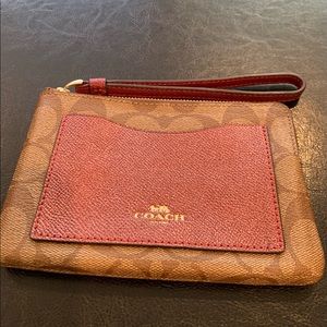 Coach wristlet wallet